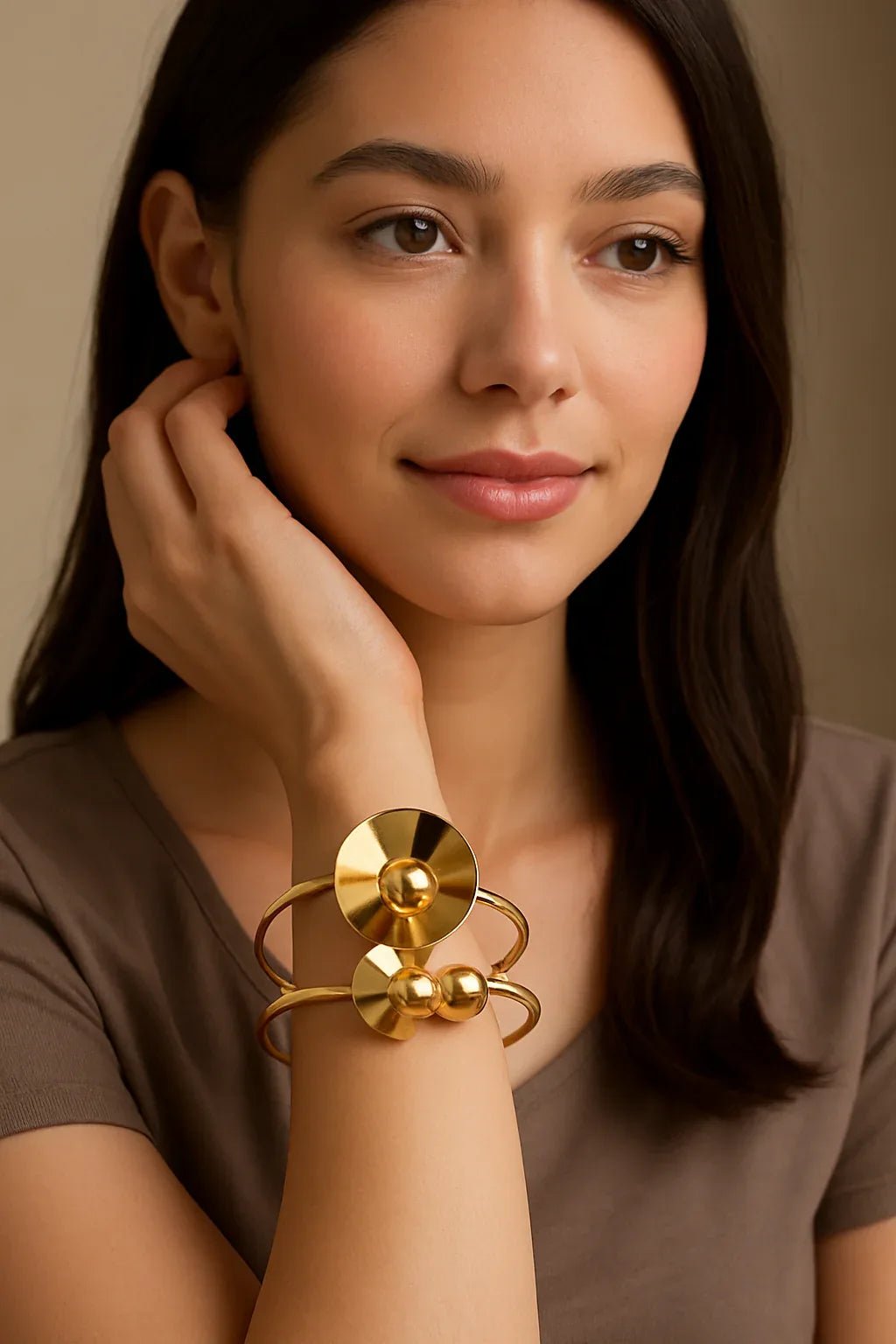 Golden Bloom Cuff Bracelet – Elegance in Every Curve - Kemyu