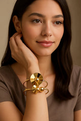 Golden Bloom Cuff Bracelet – Elegance in Every Curve - Kemyu