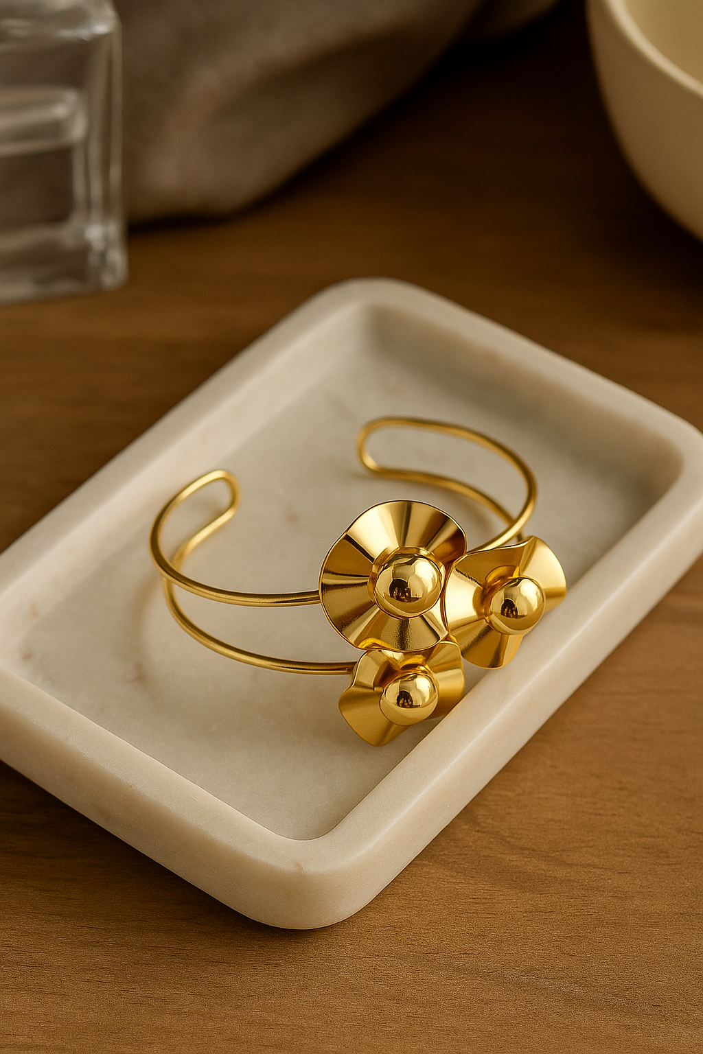Golden Bloom Cuff Bracelet – Elegance in Every Curve