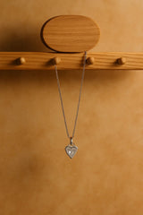 Heart of Elegance – Sterling Silver Sparkle Necklace - Kemyu