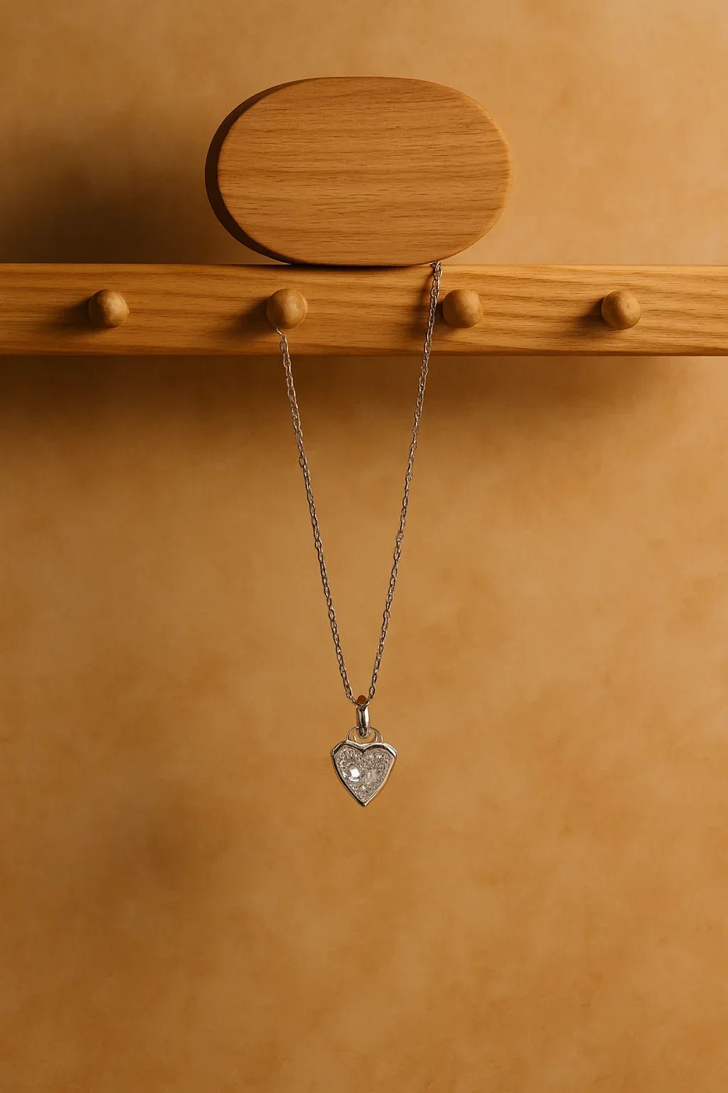 Heart of Elegance – Sterling Silver Sparkle Necklace - Kemyu