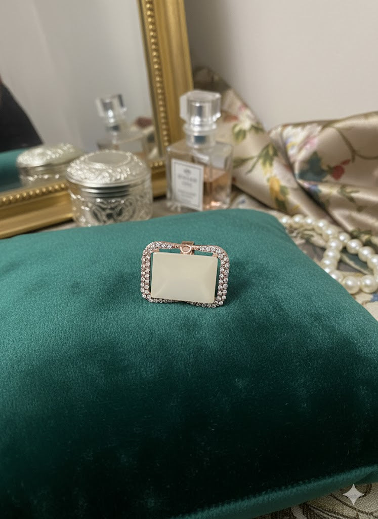 The Heirloom Glow: Luxury Square-Cut Ring